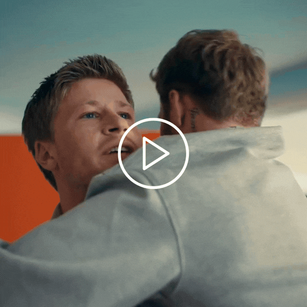 Alex Warren + Robert Irwin